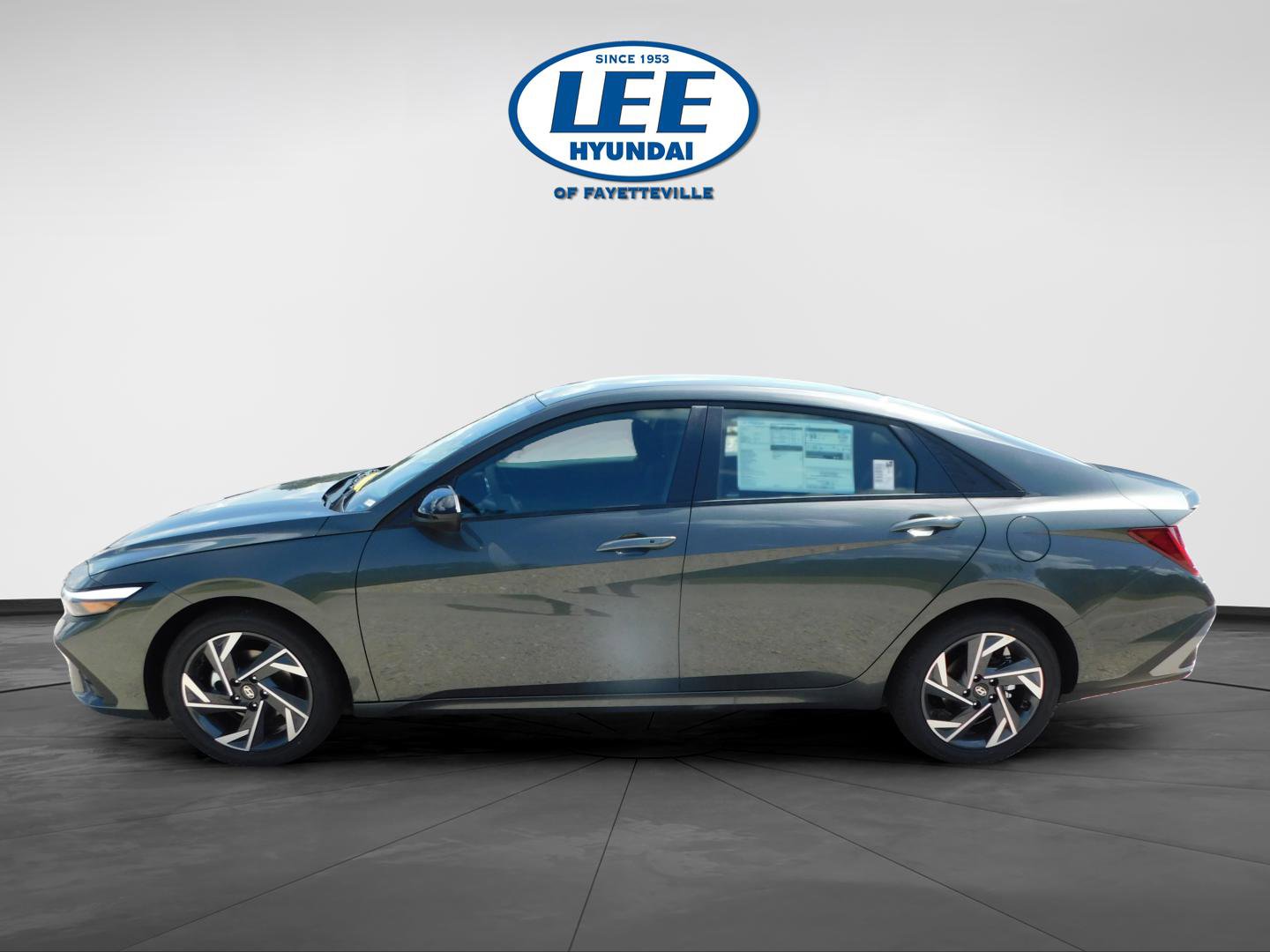 New 2025 Hyundai Elantra SEL image 6
