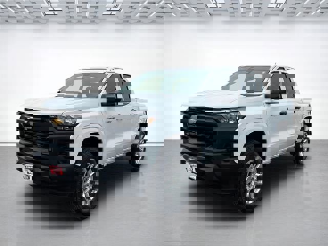 Used 2024 Chevrolet Colorado W/T w/ WT Convenience Package II AWD/4WD image 8