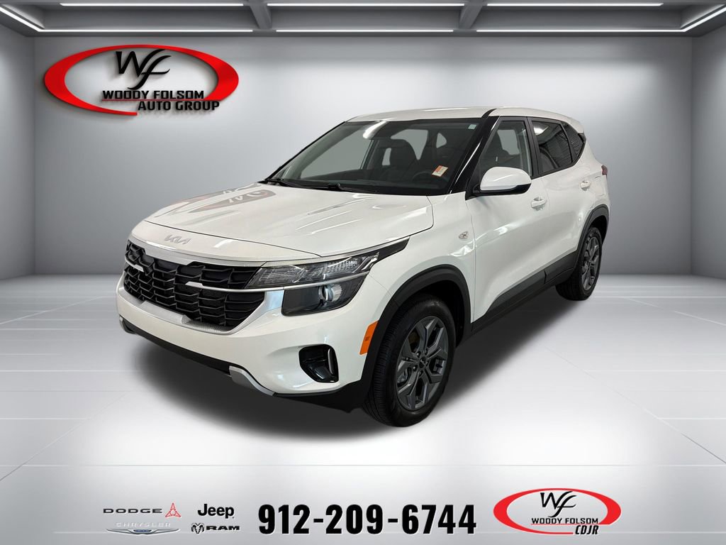 Used 2026 Kia Seltos LX FWD image 1