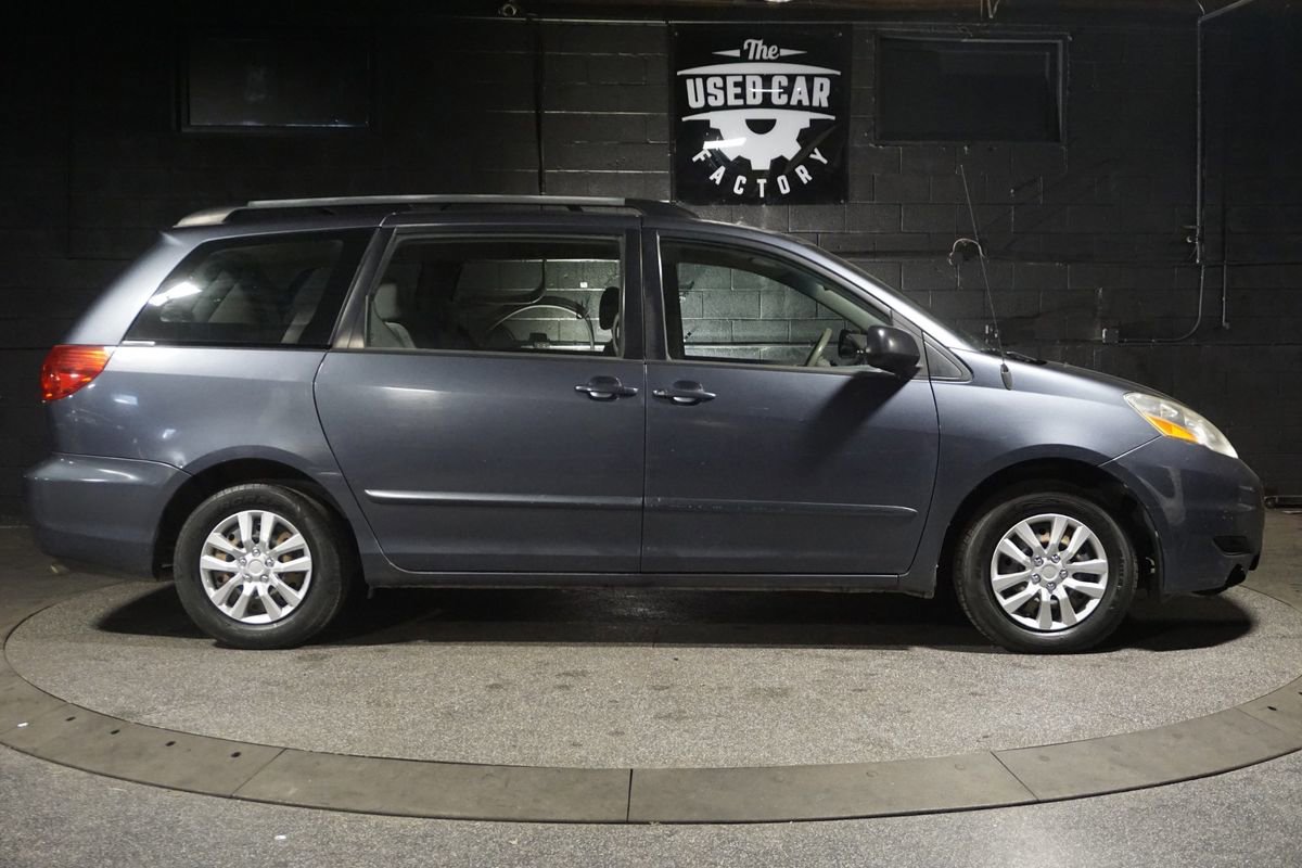 Used 2006 Toyota Sienna CE FWD image 7