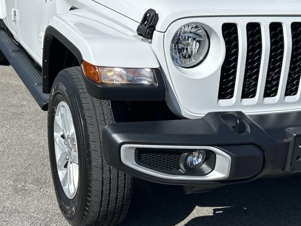 Used 2023 Jeep Gladiator Sport image 12