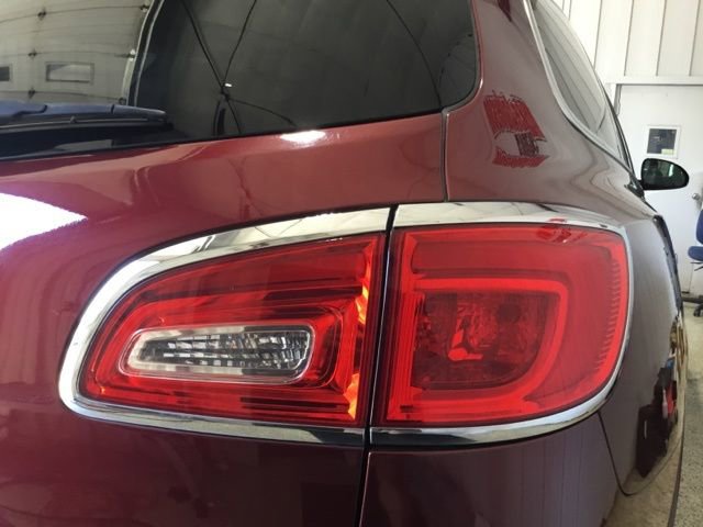 Used 2017 Buick Enclave Premium w/ Experience Buick Package image 19