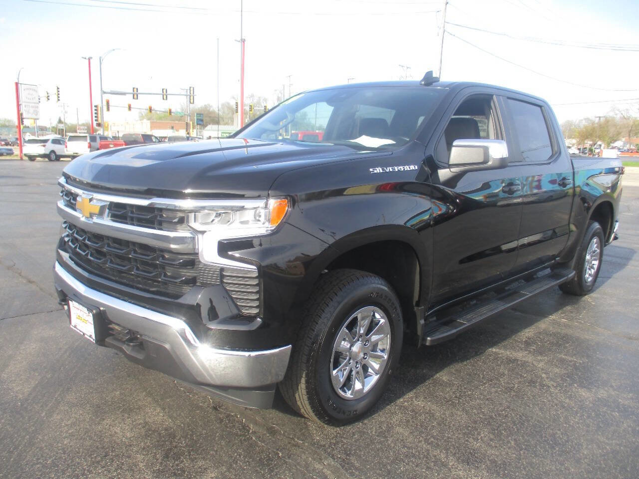 Used 2024 Chevrolet Silverado 1500 LT w/ Protection Package image 1