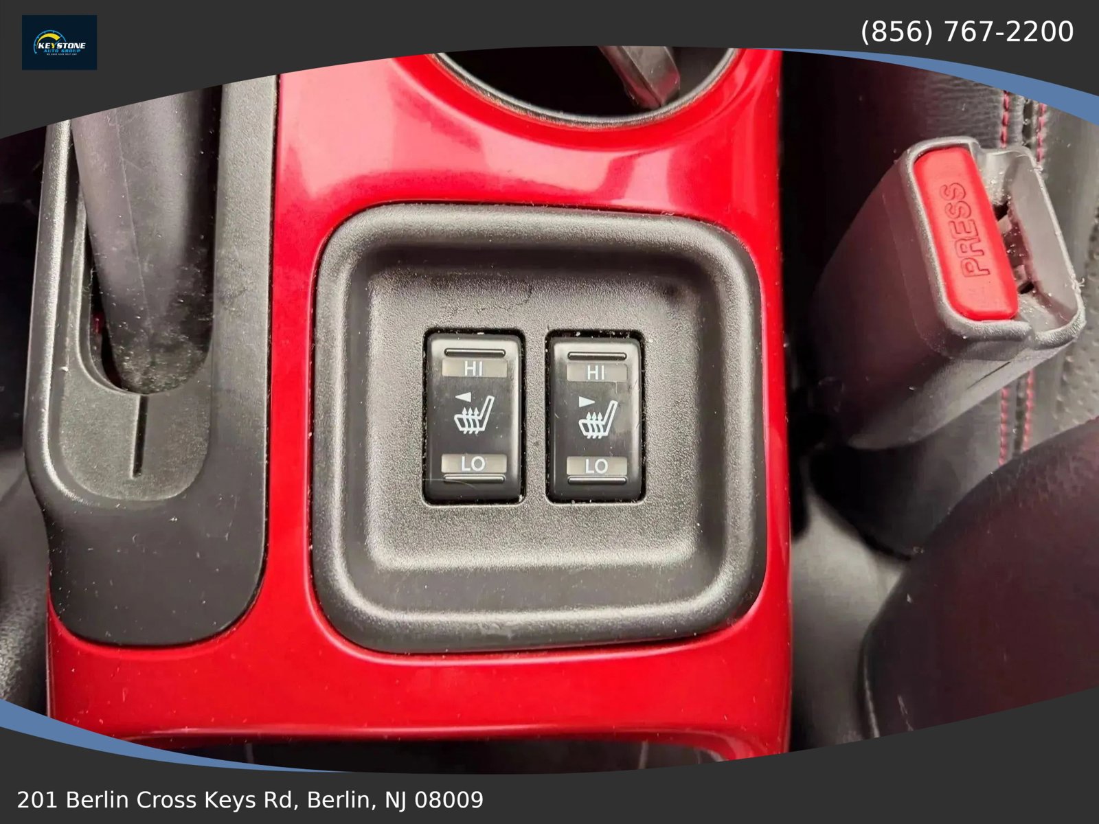 Used 2011 Nissan Juke SL w/ Sport Pkg image 24