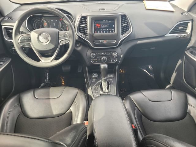 Used 2020 Jeep Cherokee Latitude Plus image 16