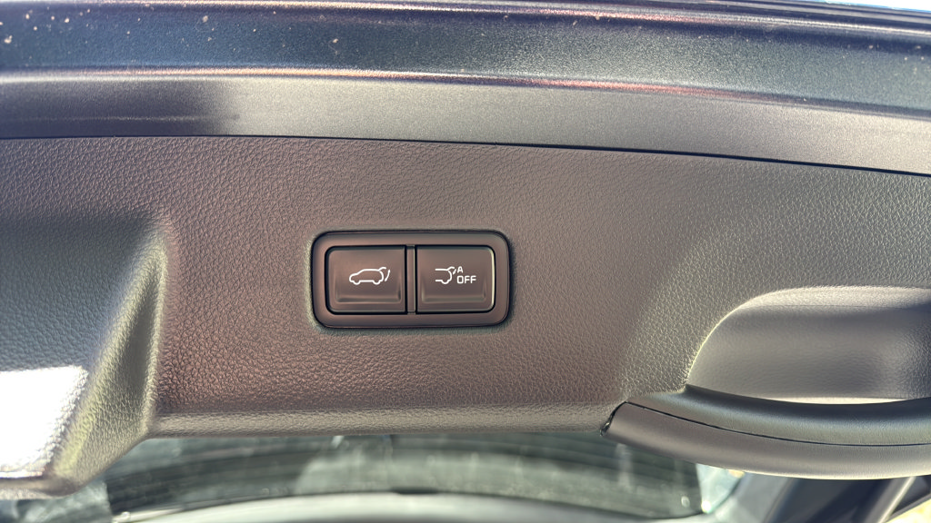 Used 2026 Kia Carnival SX Prestige FWD image 25