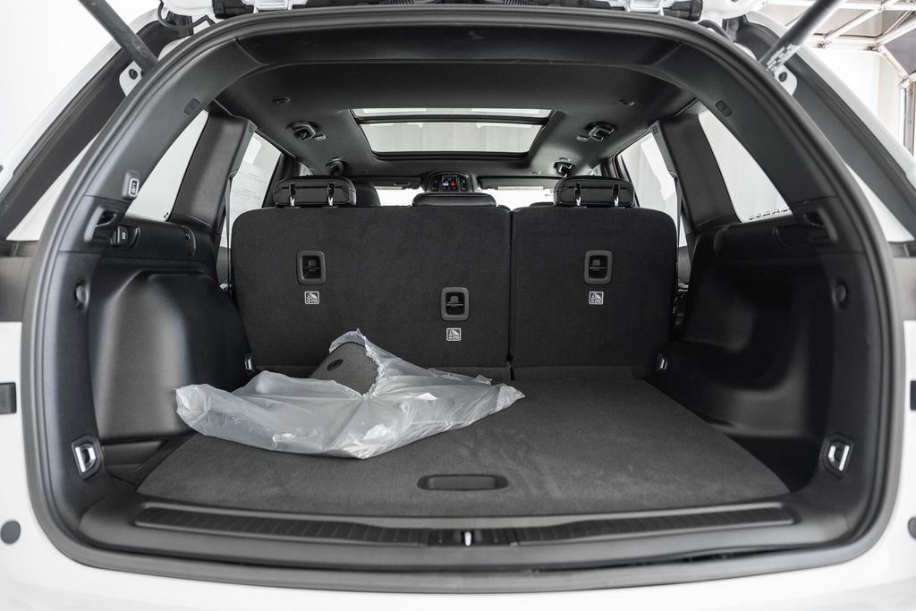 New 2025 Jeep Grand Cherokee Limited w/ MOPAR Finishing Package image 10