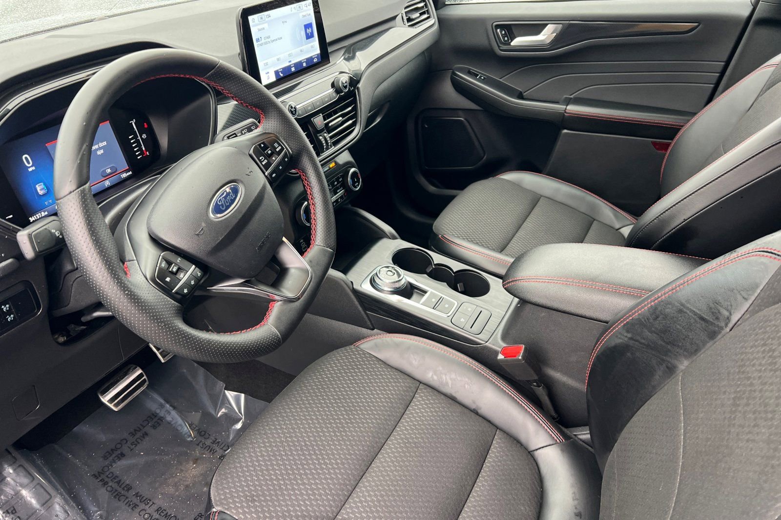 Used 2024 Ford Escape ST-Line image 7