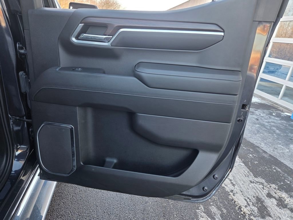 Used 2022 GMC Sierra 1500 SLT w/ SLT Premium Plus Package image 24