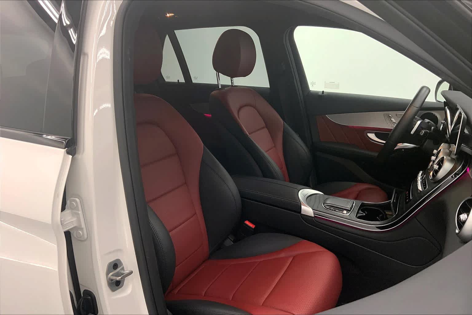 Used 2022 Mercedes-Benz GLC 300 image 8