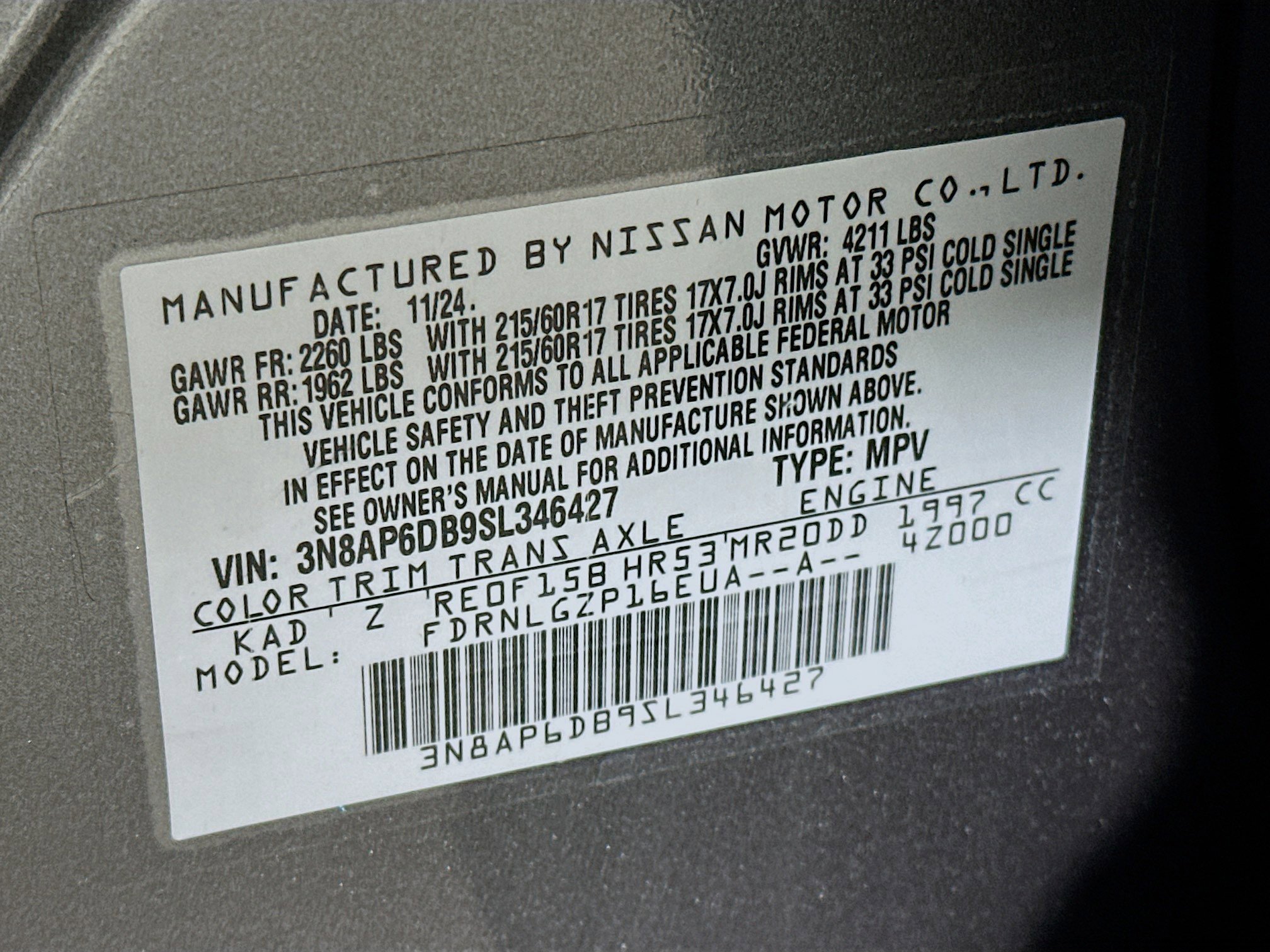 Used 2025 Nissan Kicks SR AWD/4WD image 12