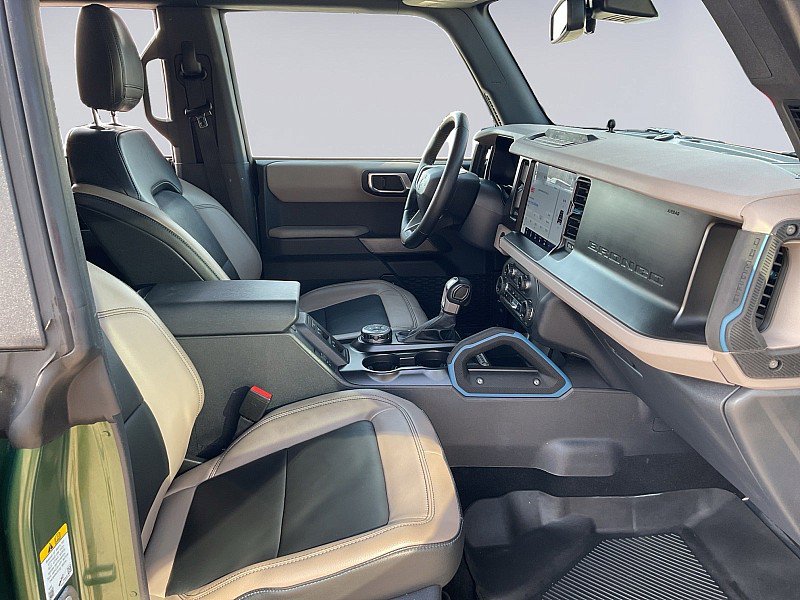 Used 2023 Ford Bronco Wildtrak image 35