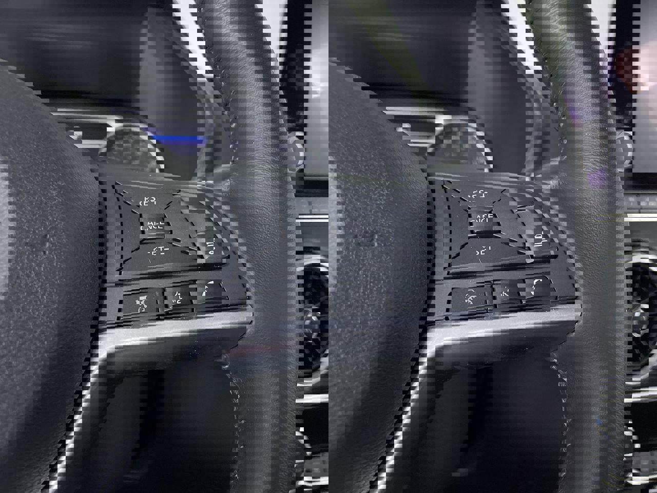 Used 2020 Nissan Sentra SV w/ Trunk Package image 25