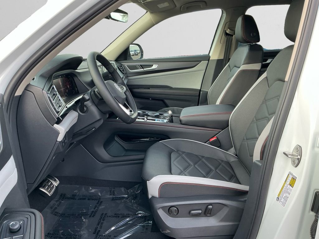 New 2026 Volkswagen Atlas Peak Edition AWD/4WD image 9