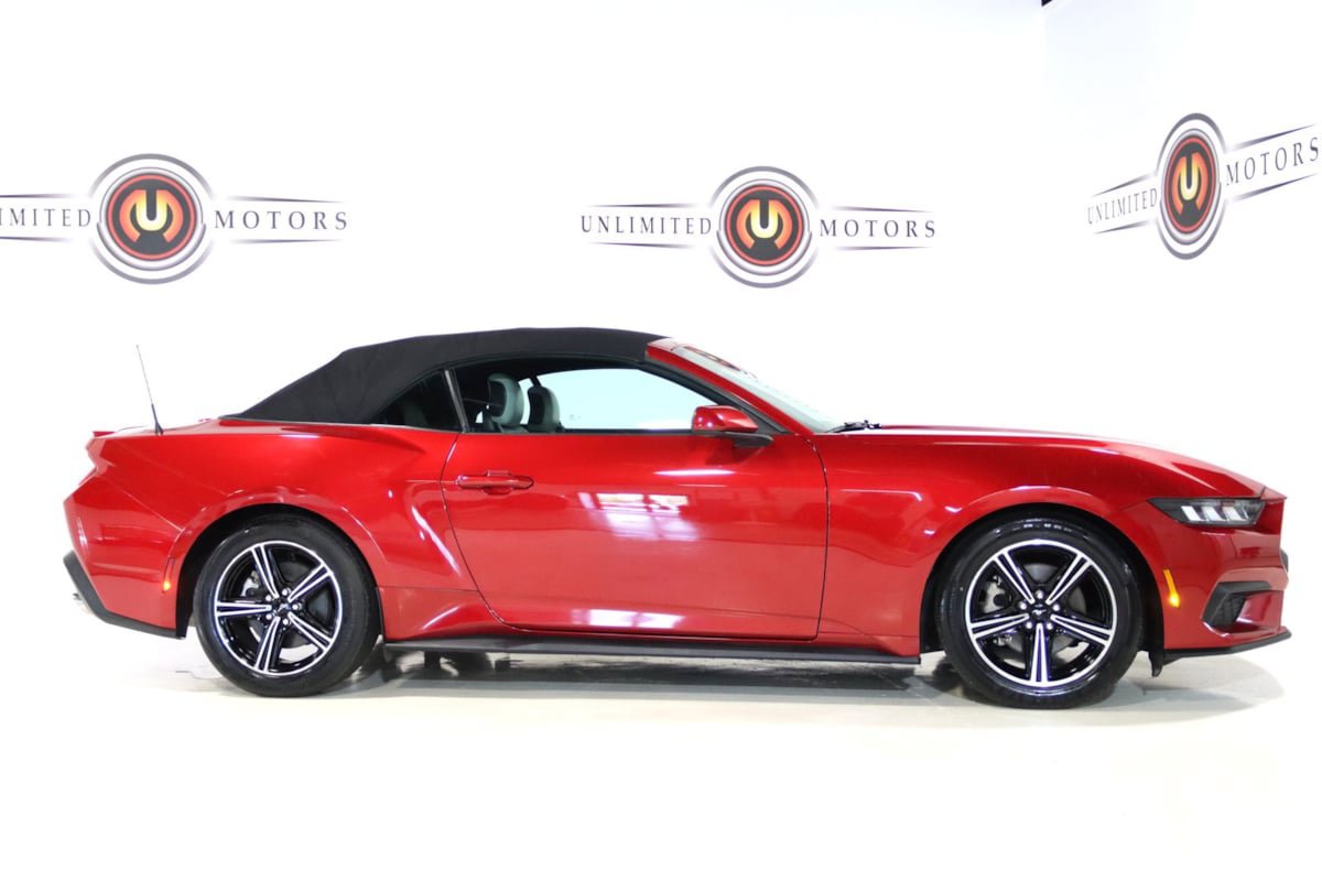 Used 2024 Ford Mustang Premium RWD image 7
