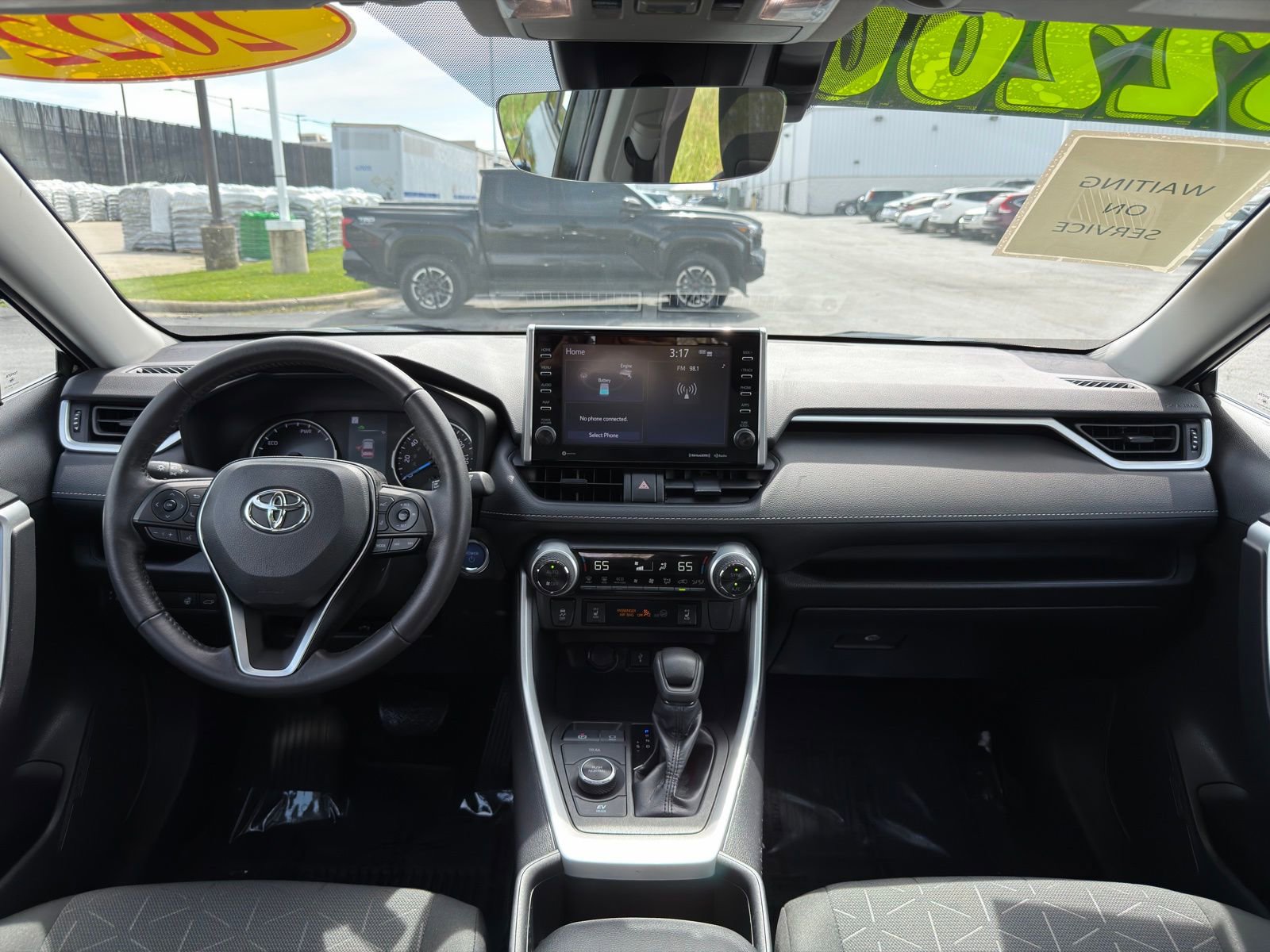 Used 2022 Toyota RAV4 XLE w/ Convenience Package image 29