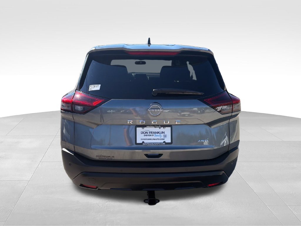 Used 2023 Nissan Rogue S AWD/4WD image 4