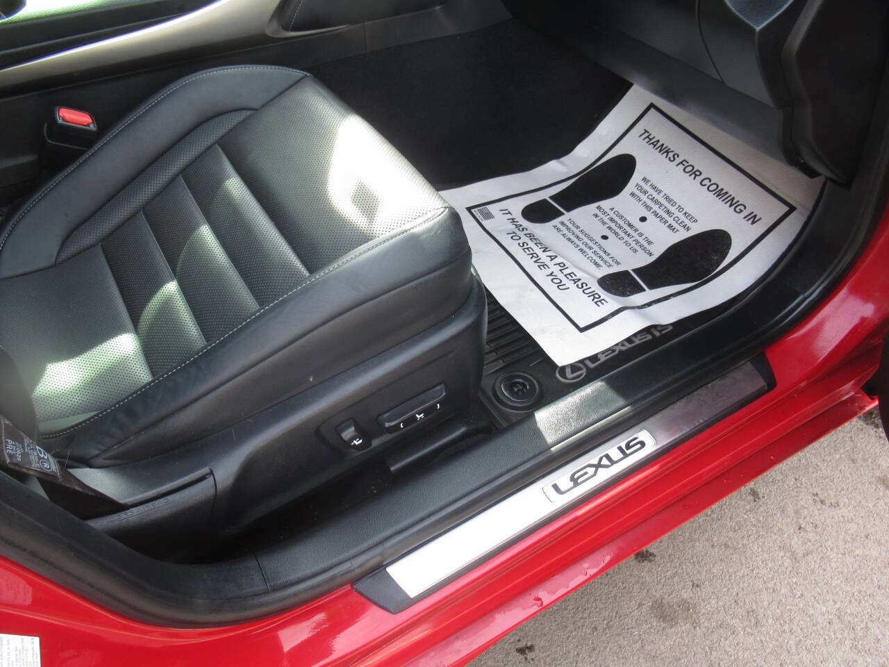 Used 2016 Lexus IS 300 AWD w/ F Sport Package image 10