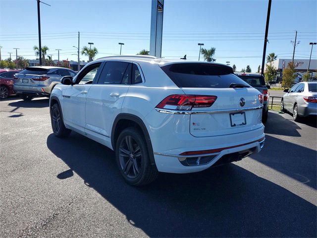 Used 2022 Volkswagen Atlas Cross Sport SEL R-Line image 4