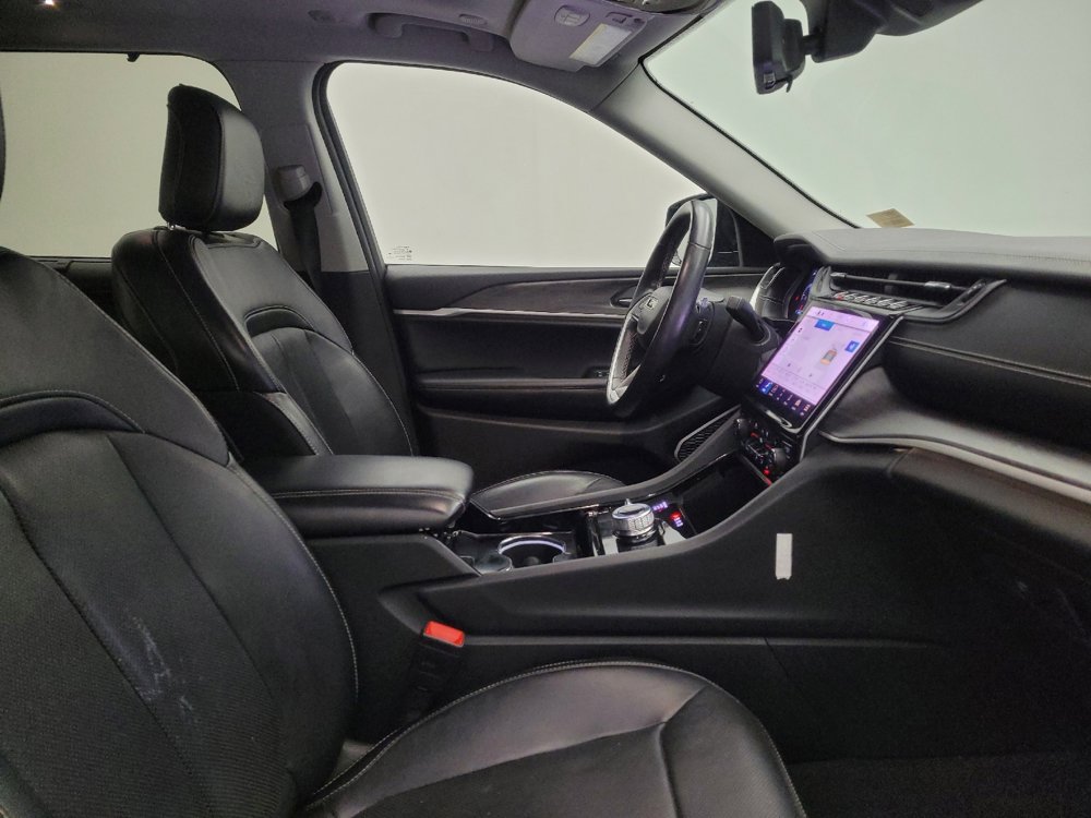 Used 2021 Jeep Grand Cherokee L Limited w/ Luxury Tech Group II image 21