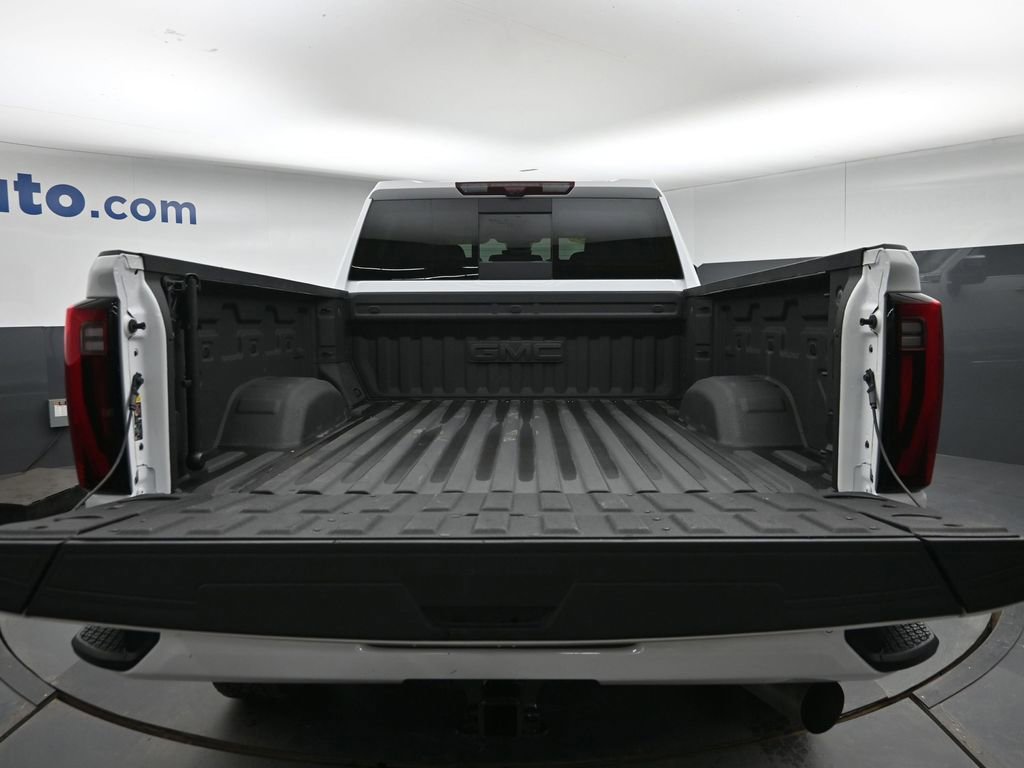 Used 2025 GMC Sierra 2500 Denali w/ Technology Package image 10