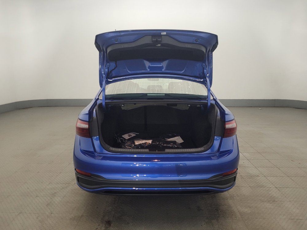 Used 2023 Volkswagen Jetta Sport image 29