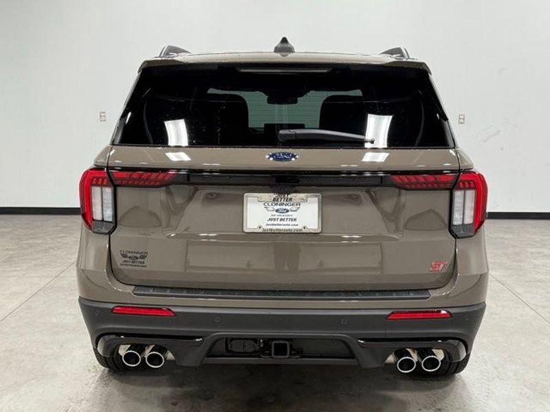 New 2026 Ford Explorer ST image 10