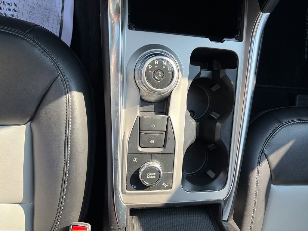 Used 2023 Ford Explorer XLT w/ Equipment Group 202A image 23