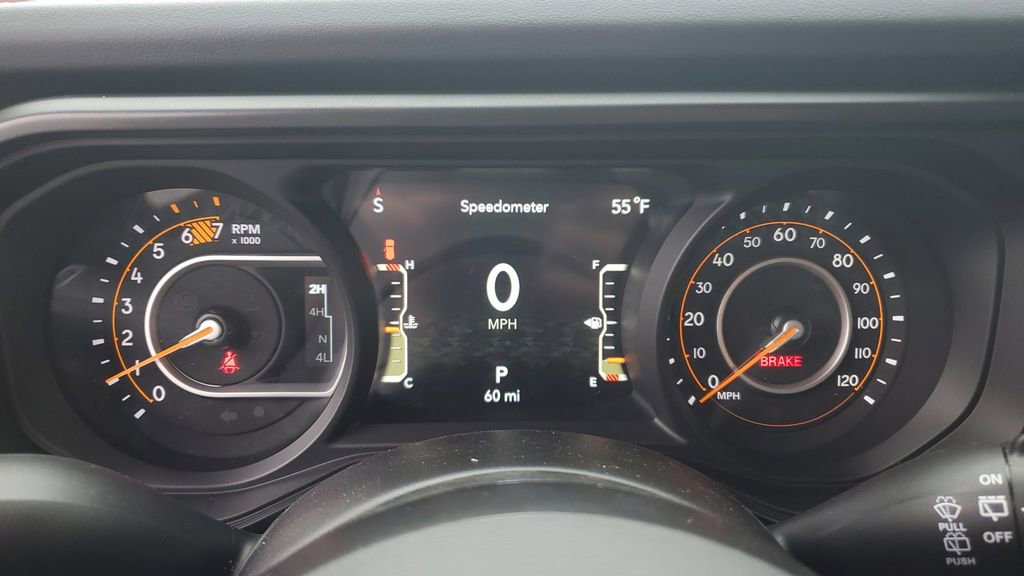 New 2026 Jeep Wrangler Unlimited Rubicon w/ Technology Group image 31