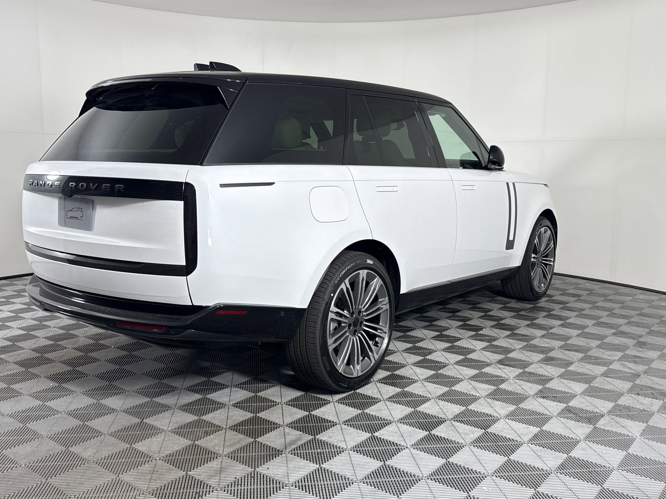 New 2026 Land Rover Range Rover SE AWD/4WD image 10