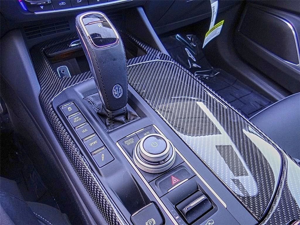 New 2023 Maserati Levante Modena image 13
