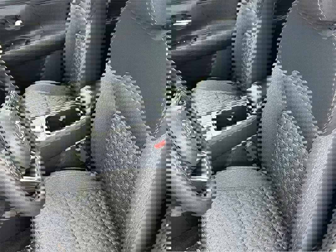 New 2026 Nissan Kicks SV image 20