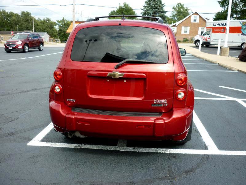 Used 2010 Chevrolet HHR LT w/ My Link Package image 6