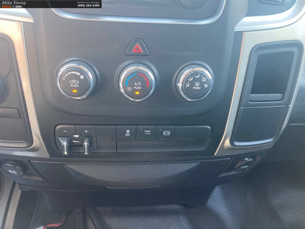 Used 2016 RAM 2500 SLT AWD/4WD image 34