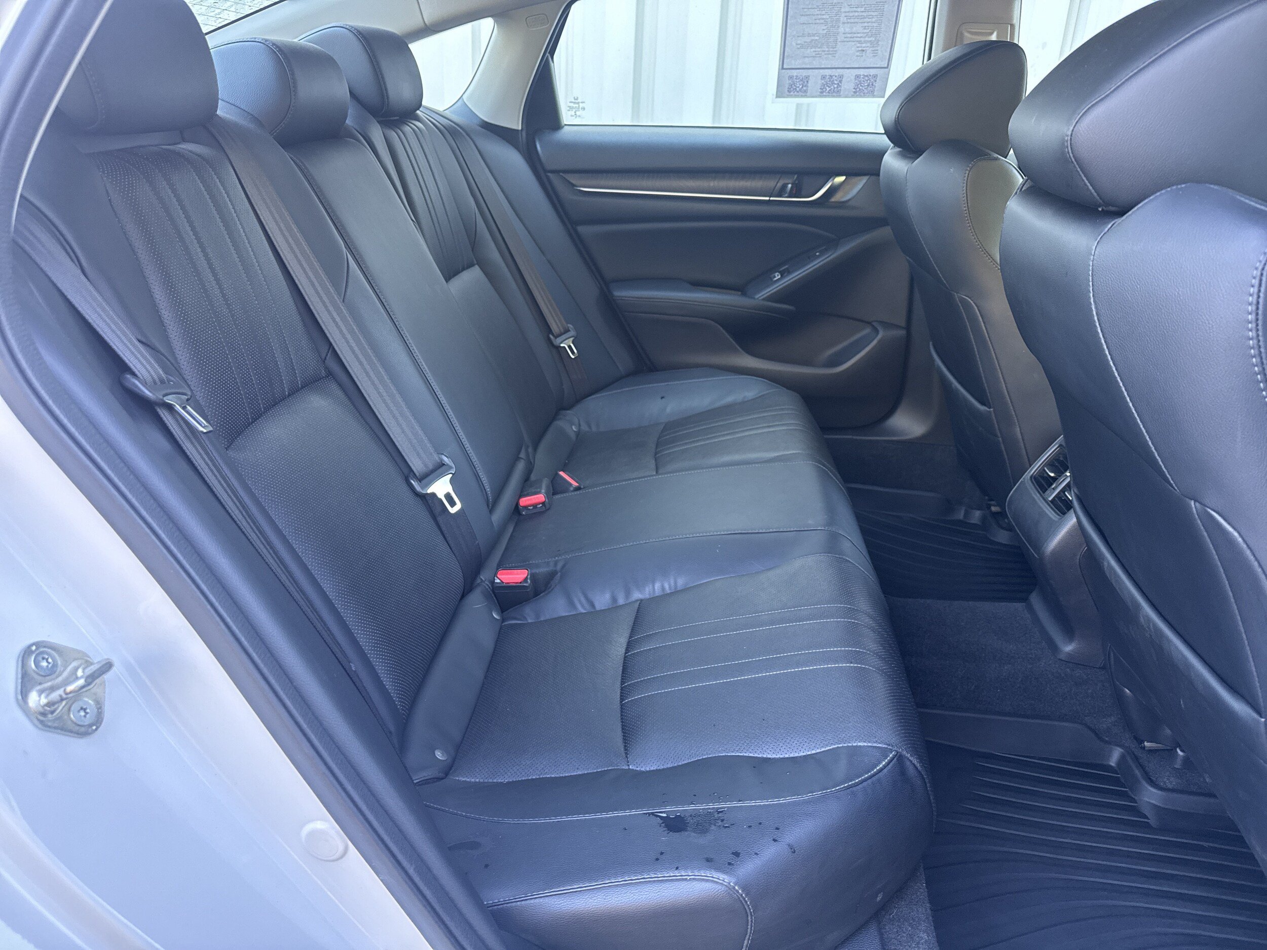 Used 2018 Honda Accord Touring image 13