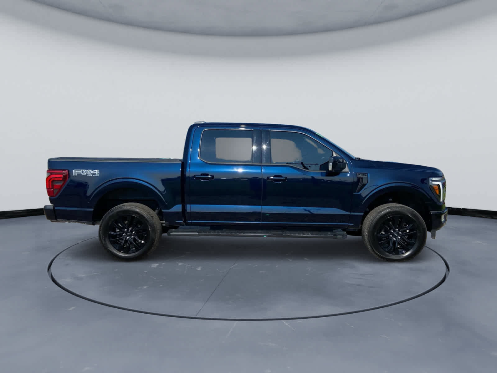 Used 2024 Ford F150 Lariat w/ Equipment Group 502A High AWD/4WD image 4