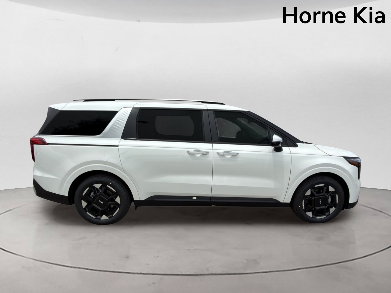 New 2026 Kia Carnival EX FWD image 3