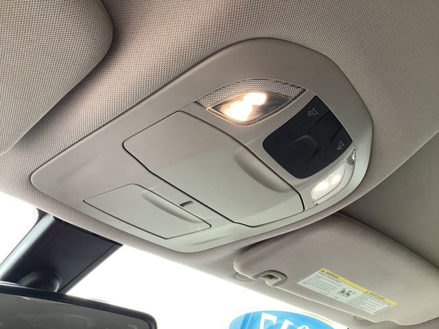 Used 2017 Chrysler Pacifica LX w/ Tire & Wheel Group FWD image 20