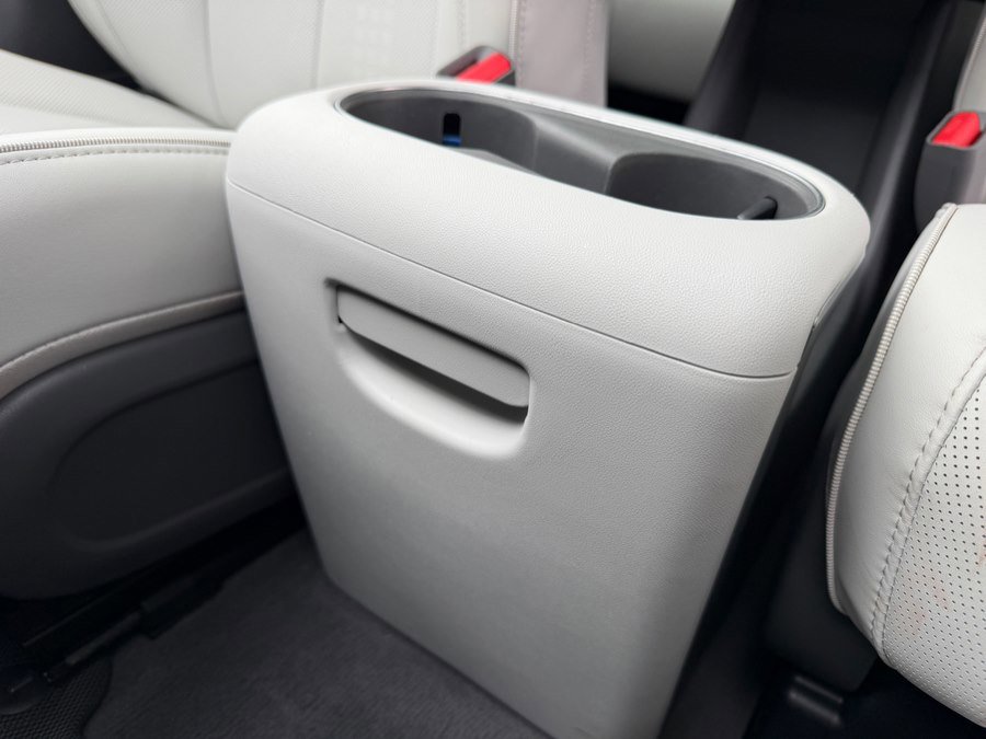 Used 2023 Hyundai Ioniq 5 Limited w/ Cargo Package image 29