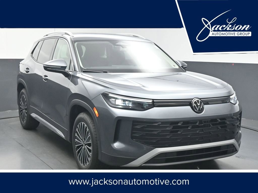 New 2026 Volkswagen Tiguan S FWD image 1