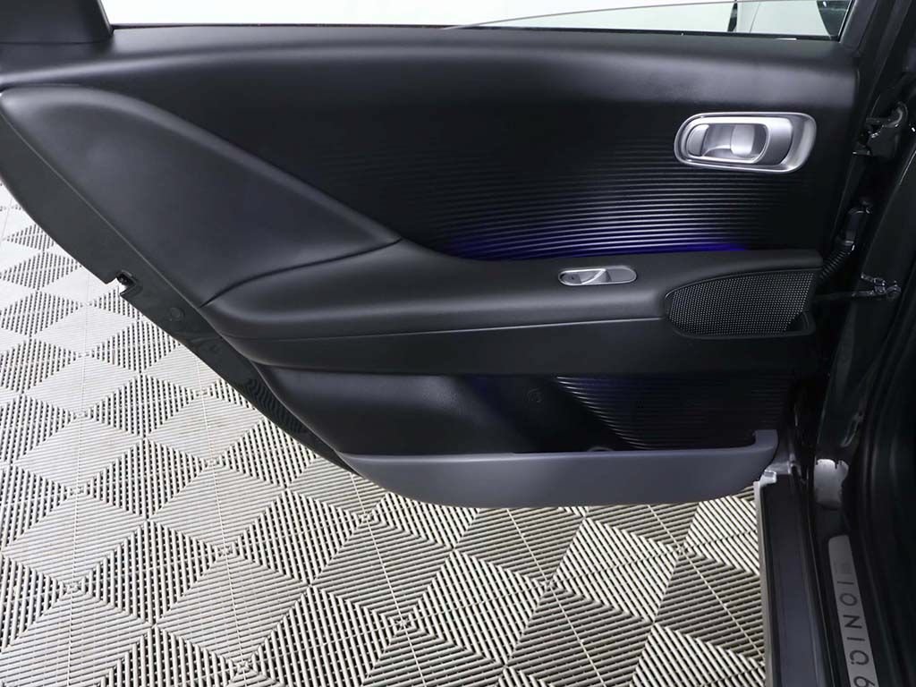Used 2024 Hyundai Ioniq 6 Limited RWD image 29