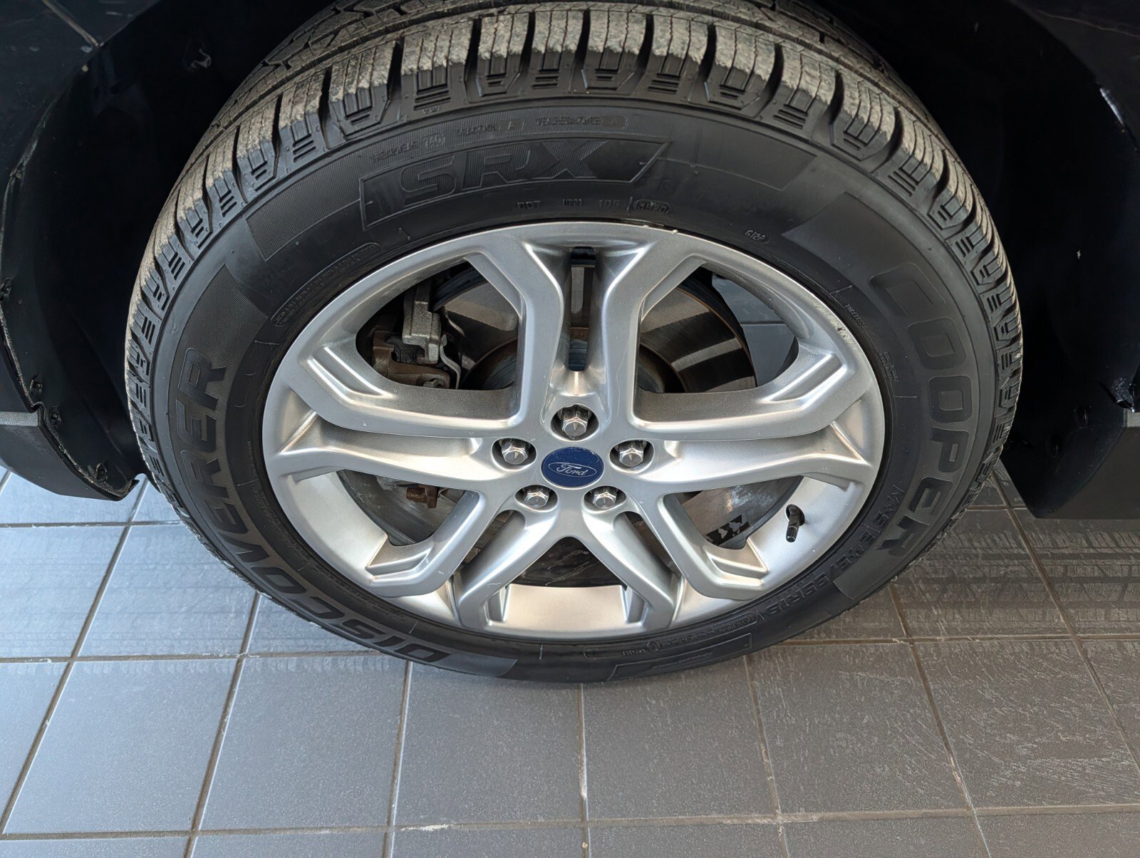 Used 2017 Ford Edge Titanium w/ Equipment Group 301A image 7