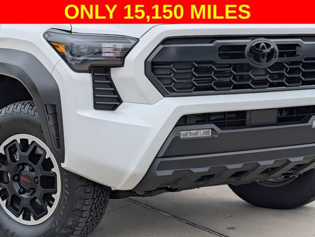 Used 2026 Toyota Tacoma TRD Off-Road AWD/4WD image 3