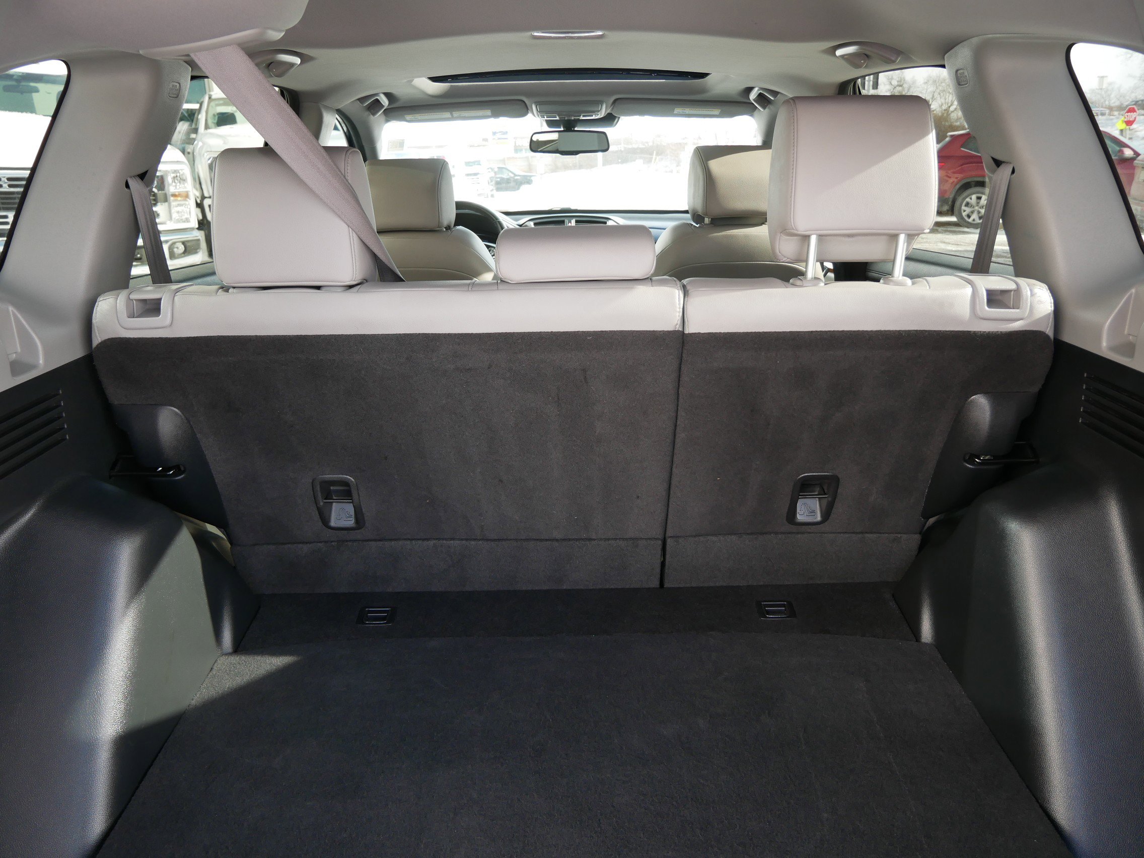 Used 2020 Honda CR-V Touring image 8