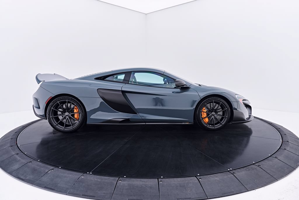 Used 2016 McLaren 675LT Coupe RWD image 24
