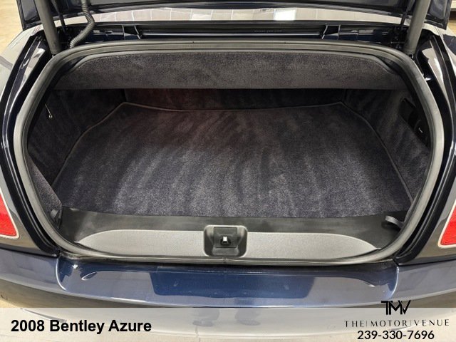 Used 2008 Bentley Azure RWD image 34
