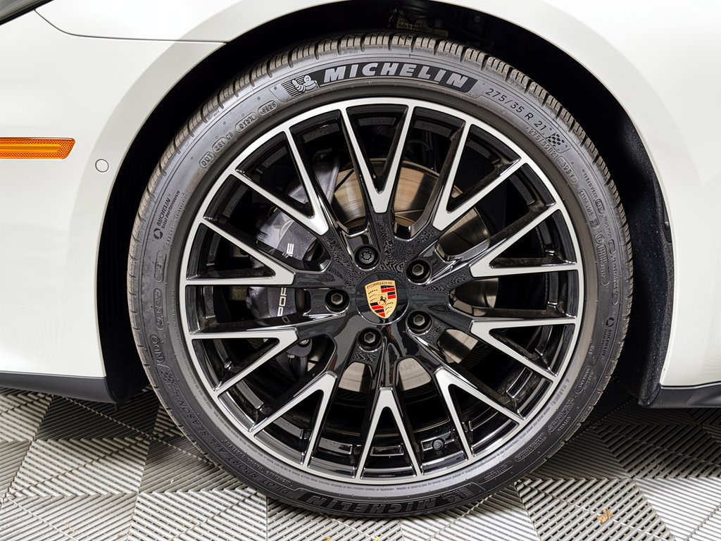 Certified 2025 Porsche Panamera 4 AWD/4WD image 15