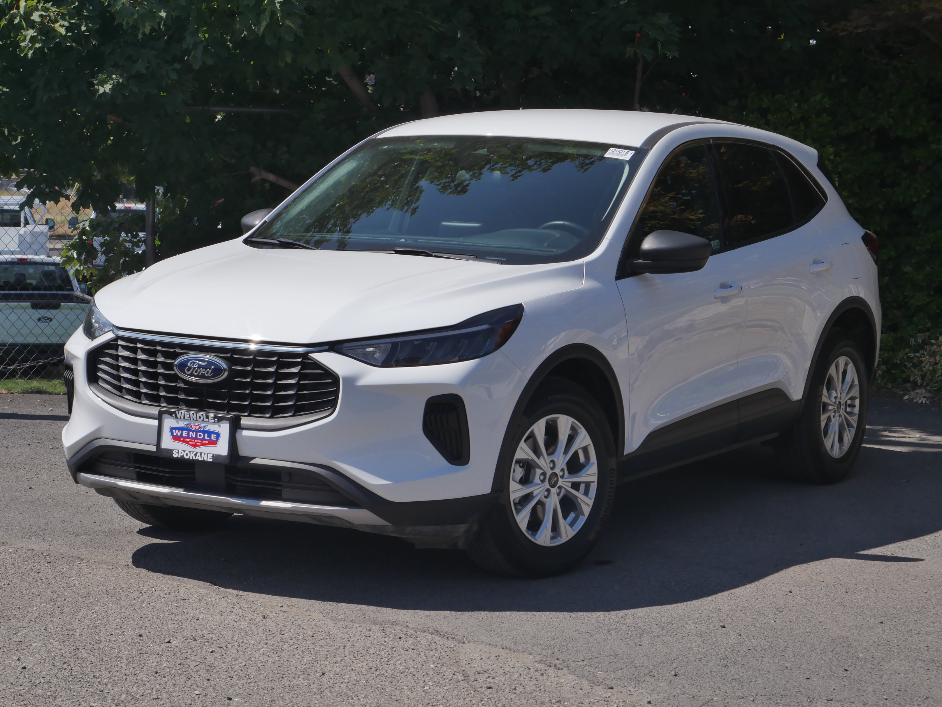 Certified 2024 Ford Escape Active AWD/4WD image 2
