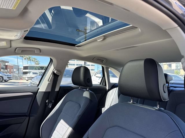 New 2026 Volkswagen Jetta SE FWD image 17