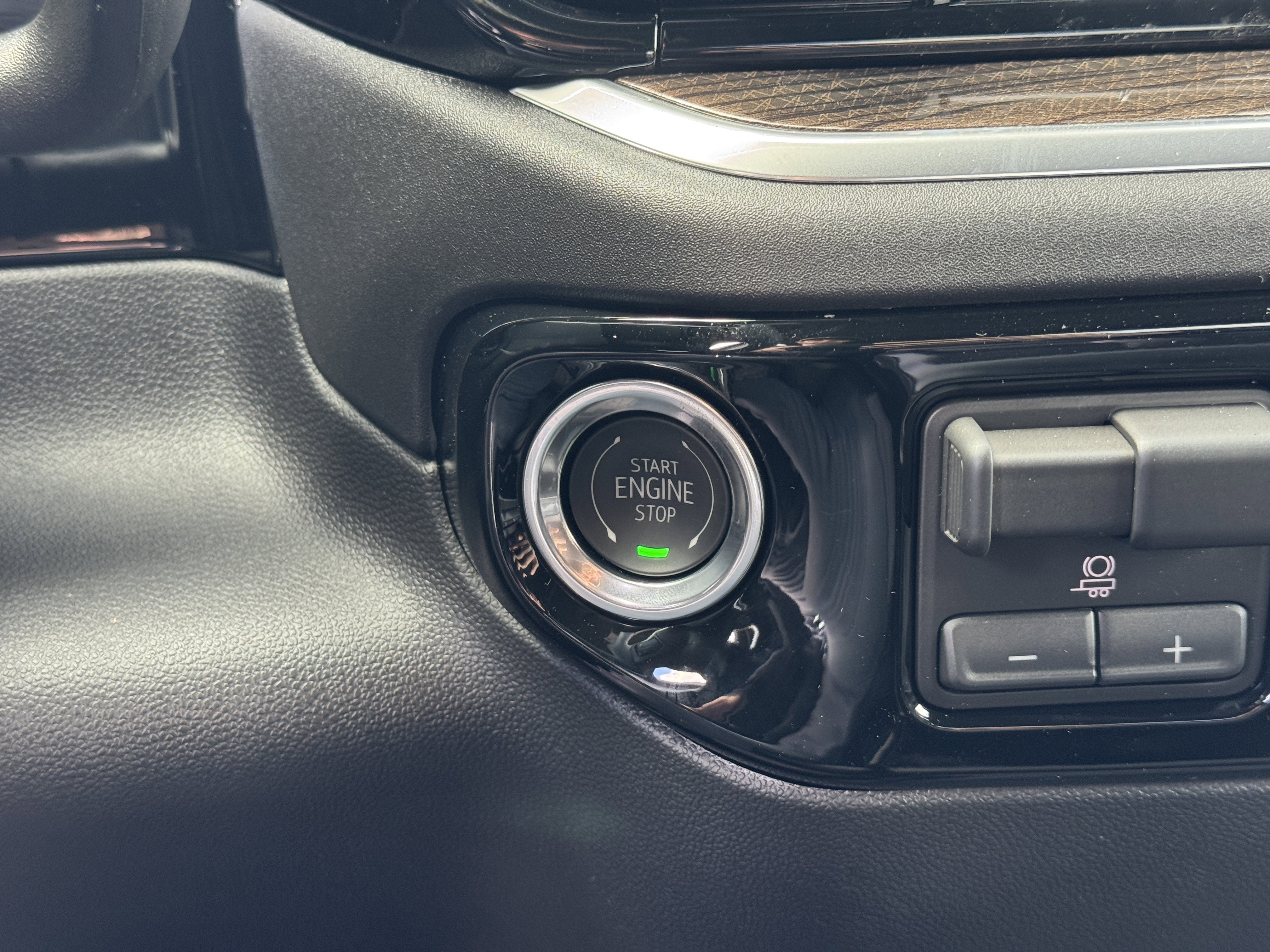 New 2026 Chevrolet Silverado 1500 RST w/ RST Select Package AWD/4WD image 24